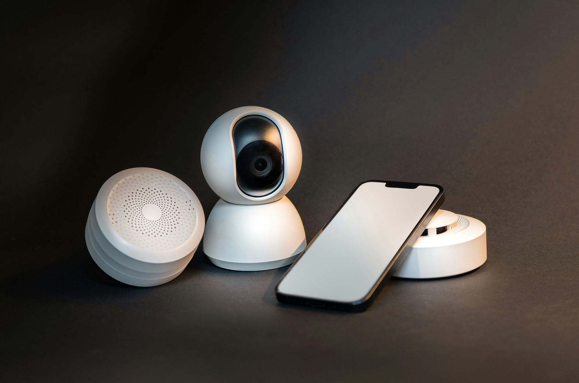 Hardware für das Smart KNX-System, wie Videokamera-System.